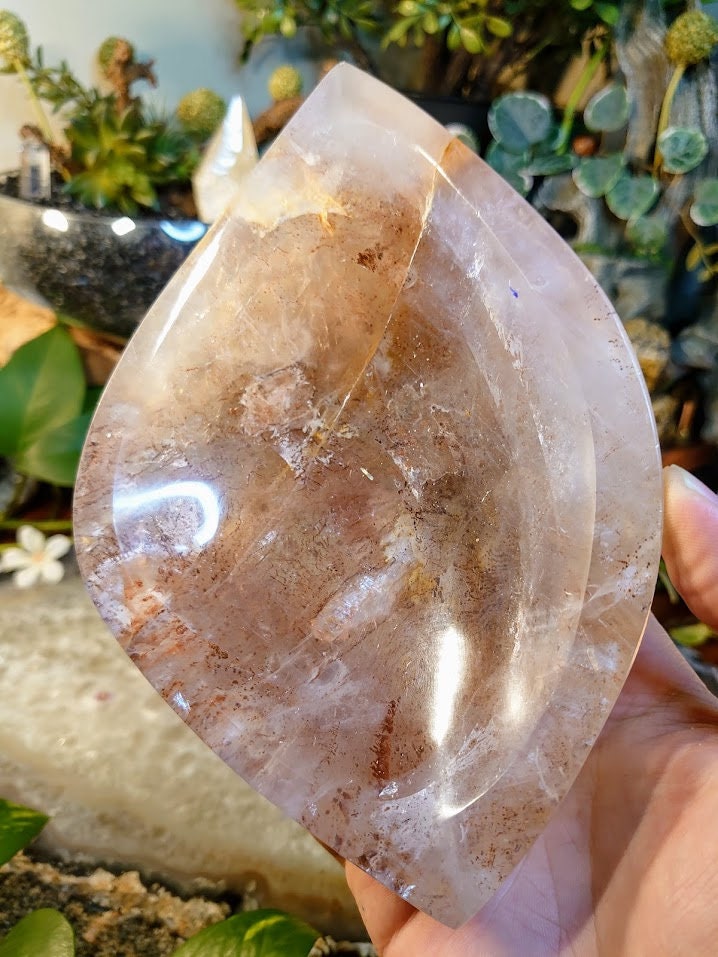 937g Beautiful Fire Quartz Bowl with Rainbows - Comes with Free White Sage Bundle - for Smudging / Incense / Offerings / Home & Altar Decor