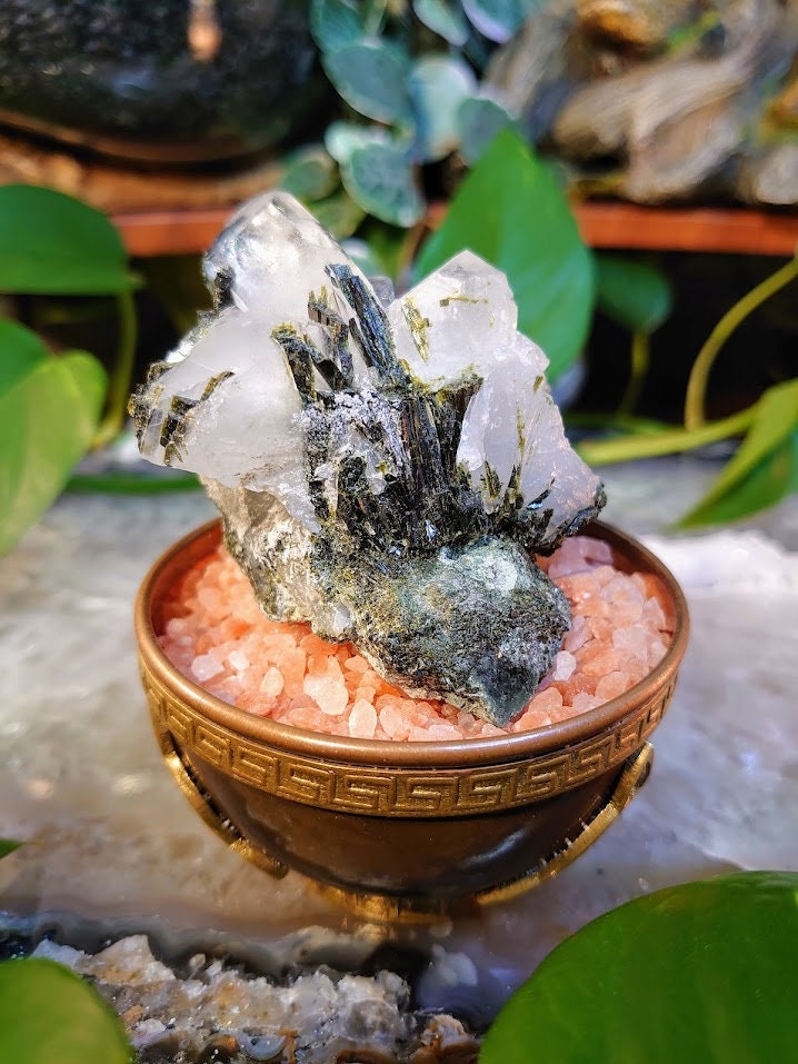 195g Quartz Cluster with Rainbows on Epidote Matrix from Pakistan for Crystal Healing/ Crystal Grids/ Meditation / Collection