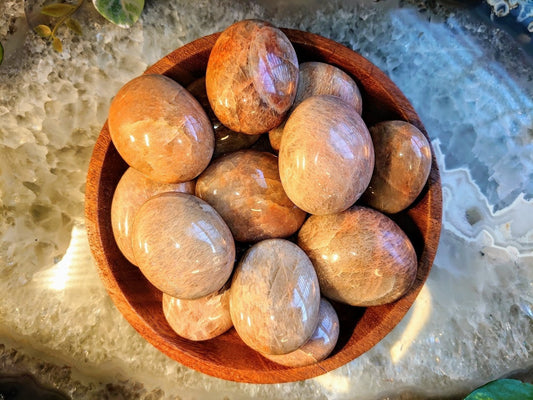 Peach Moonstone Palm Stones/Gallets from Madagascar for Crystal Healing/ Reiki/ Meditation/ Crystal & Mineral Collectors