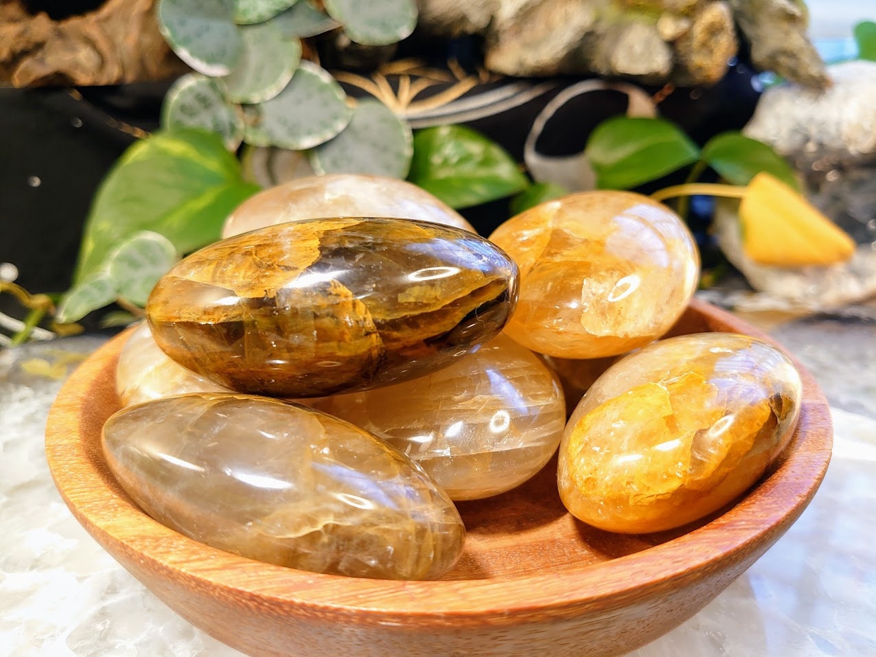 Limonite Golden Healer Palmstones/Gallet from Madagascar for Crystal Healing/ Reiki/ Meditation/ Crystal & Mineral Collectors