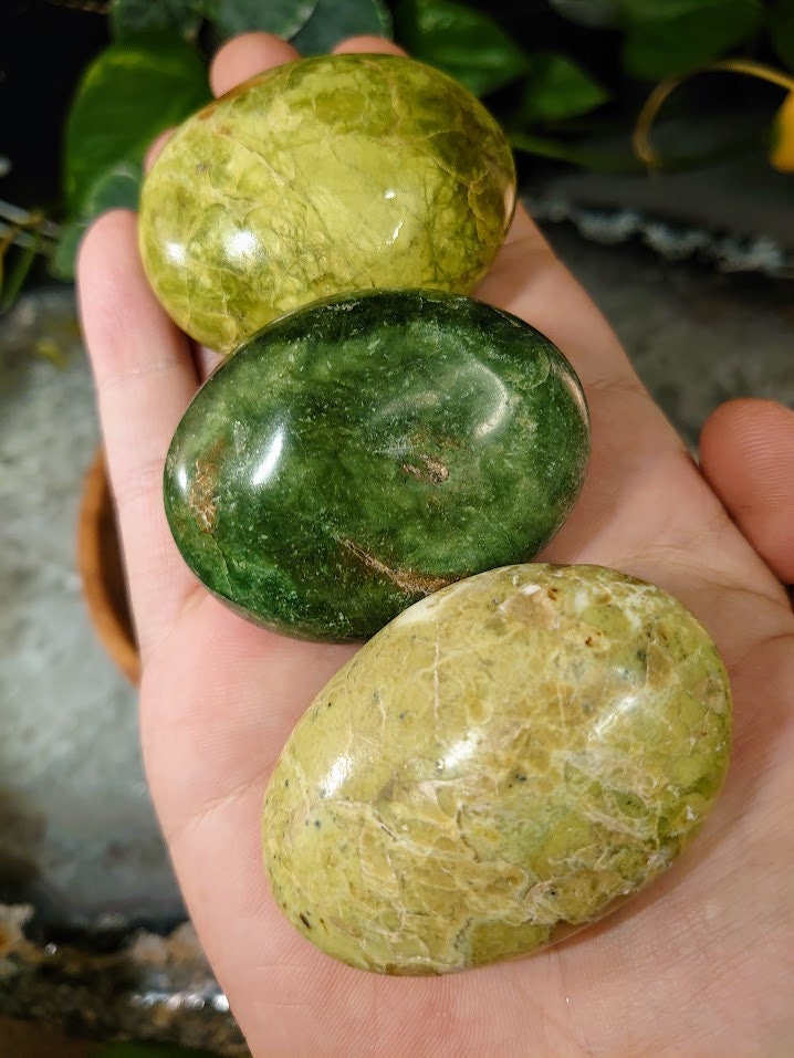 Green Opal Small Palmstones from Madagascar for Crystal Healing/ Reiki/ Meditation/ Crystal & Mineral Collectors