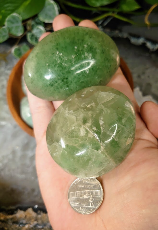 Large Green Fluorite Palm Stone from Madagascar for Crystal Healing /UV Reactive / Reiki / Meditation / Gemstone Collectors / Altar Decor