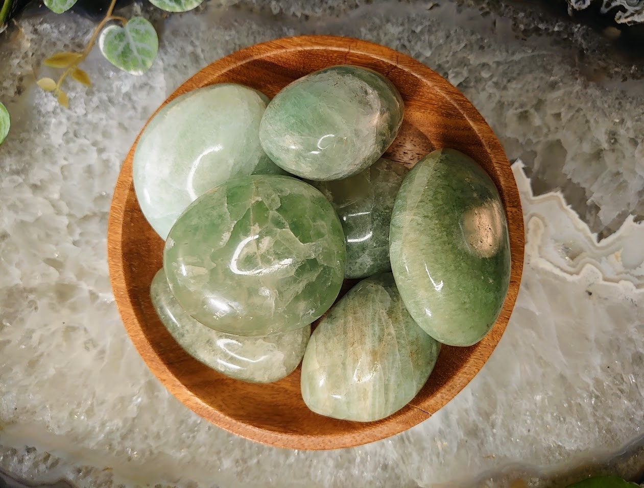 Large Green Fluorite Palm Stone from Madagascar for Crystal Healing /UV Reactive / Reiki / Meditation / Gemstone Collectors / Altar Decor