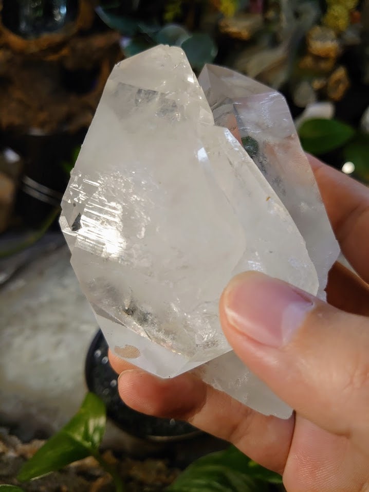 496g Clear Quartz Cluster with Double Terminated Tabular Crystal from Minas Gerais, Brazil for Crystal Healing / Meditation / Altar Decor