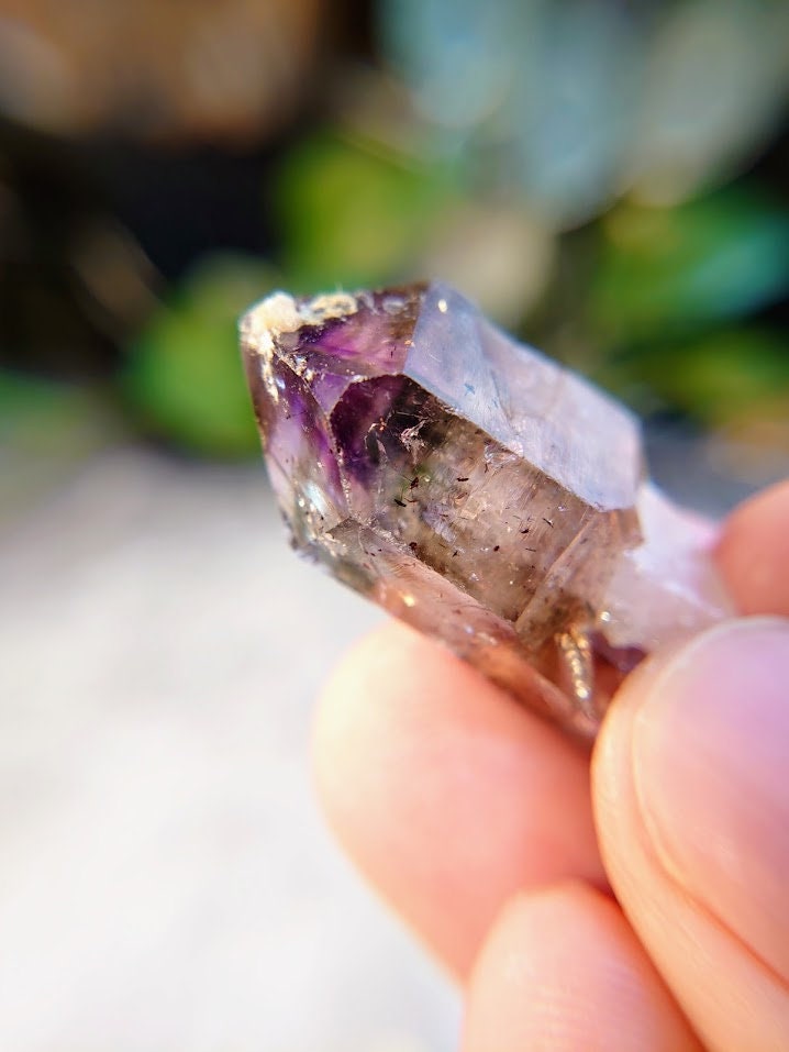 10.1g Shangaan Amethyst with Hematite and Phantom from Zimbabwe for Collection/ Crystal Healing/ Meditation/ Jewelcrafting/ Gifting