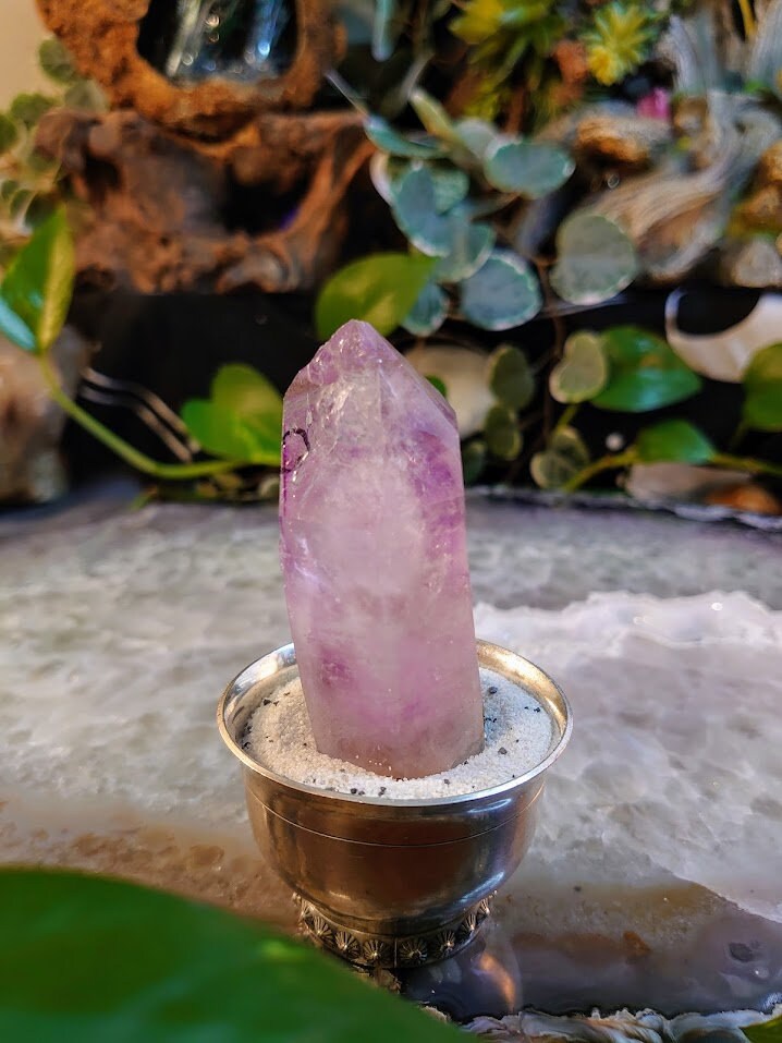 90.03g Large Vera Cruz Amethyst Point with Enhydro for Crystal Healing / Meditation / Energy Work / Jewelry Crafting / Grid Creation