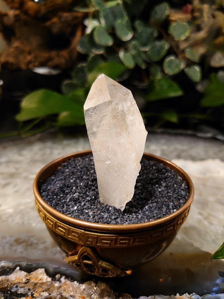 57.1g Congo Lemurian Clear Quartz Point from DRC for Crystal Healing / Meditation / Collection