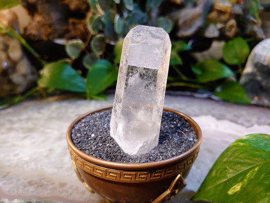 3" Shovel Tip Colombian Quartz Point for Collection / Natural Clear Quartz / 54.8g / Crystal Grids/ Meditation / Reiki