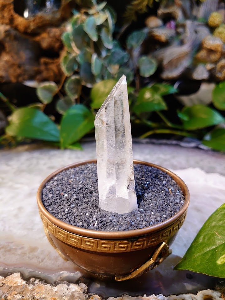 3" Shovel Tip Colombian Quartz Point for Collection / Natural Clear Quartz / 54.8g / Crystal Grids/ Meditation / Reiki