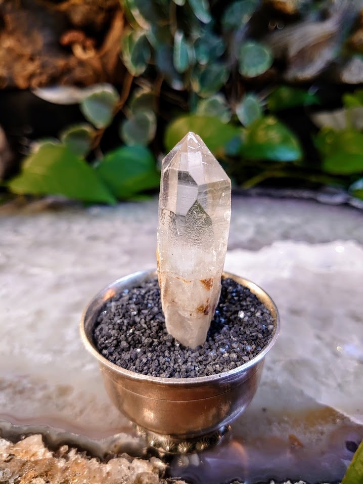 28.4g Congo Lemurian Clear Quartz Point with Phantom from DRC for Crystal Healing / Meditation / Collection