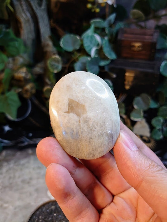 Moonstone/Sunstone Palmstone from Madagascar for Crystal Healing/ Reiki/ Meditation/ Crystal & Mineral Collectors