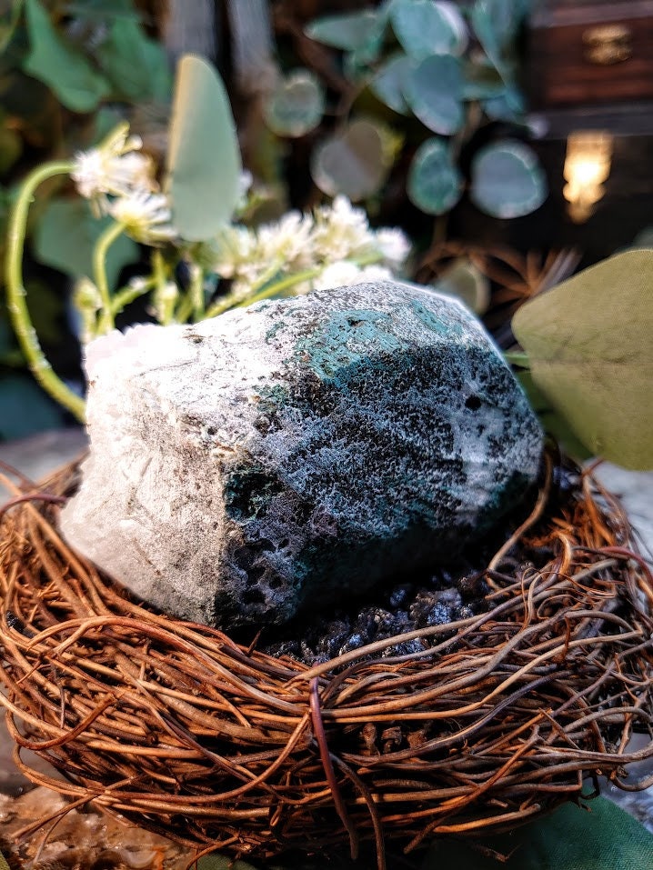 334g Apophyllite Cluster with Calcite from Maharashtra, India / Zeolite / for Home & Altar Decoration / Reiki / Energy Work