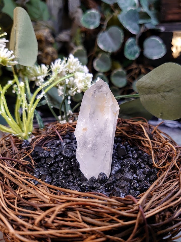 Colombian Clear Quartz Point for Crystal Healing / Natural Clear Quartz / 38.8g / Collection / Meditation / Reiki