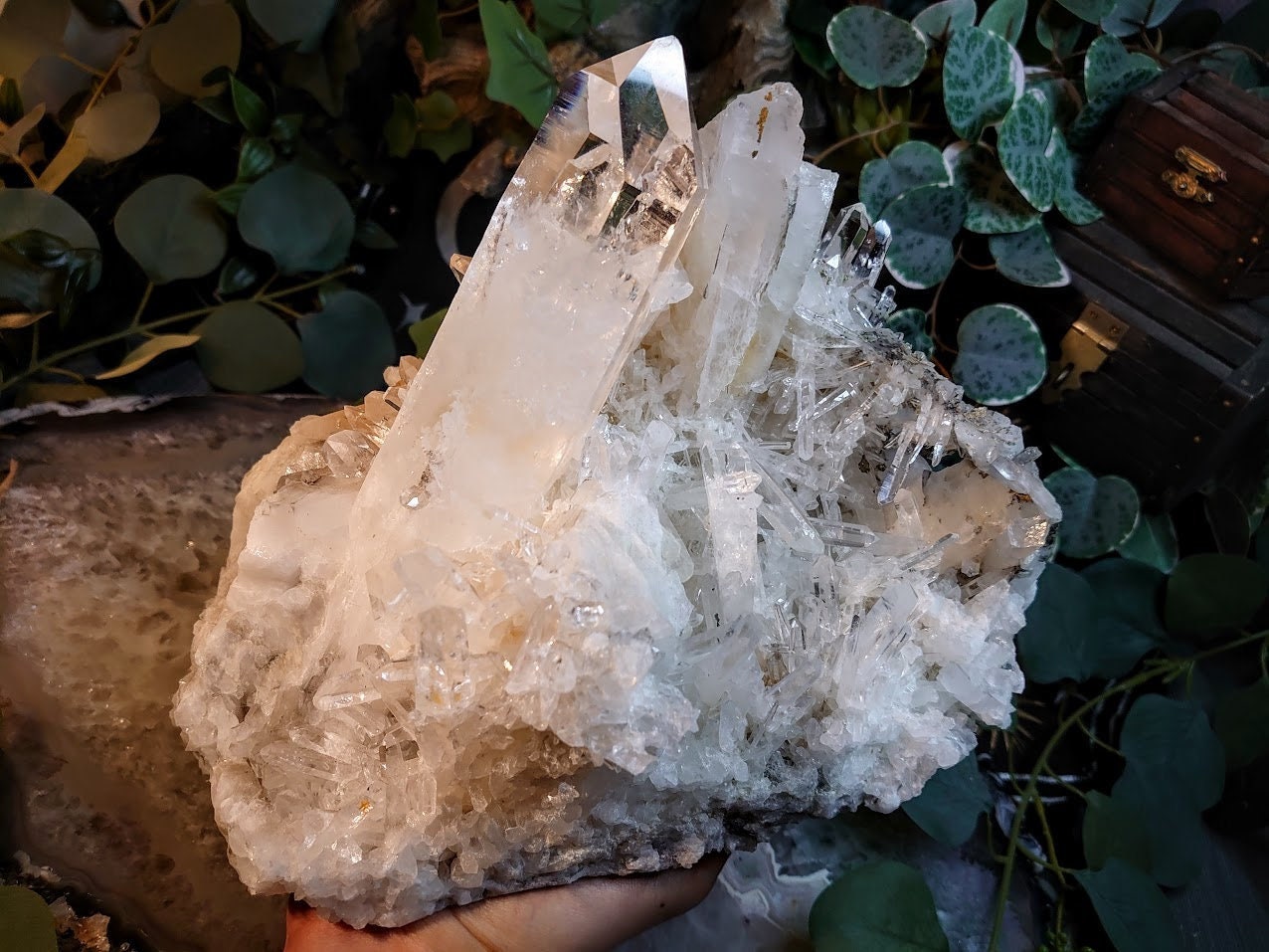 6,126g Incredible Lemurian Colombian Clear Quartz Cluster / Cabinet Specimen / Meditation / Home and Altar Decor / Centerpiece