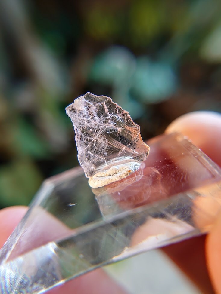 2.85ct Pink Mangano Axinite Gemstone Blade from Merelani Hills, Tanzania for Unique Collection / Rare Specimen / Small Sized