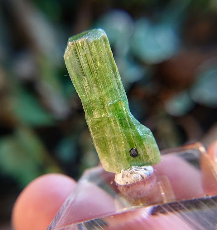 15.80ct Chrome Tremolite Gemstone from Manyara Region, Tanzania for Crystal Healing / Meditation / Collection / Jewelry Crafting