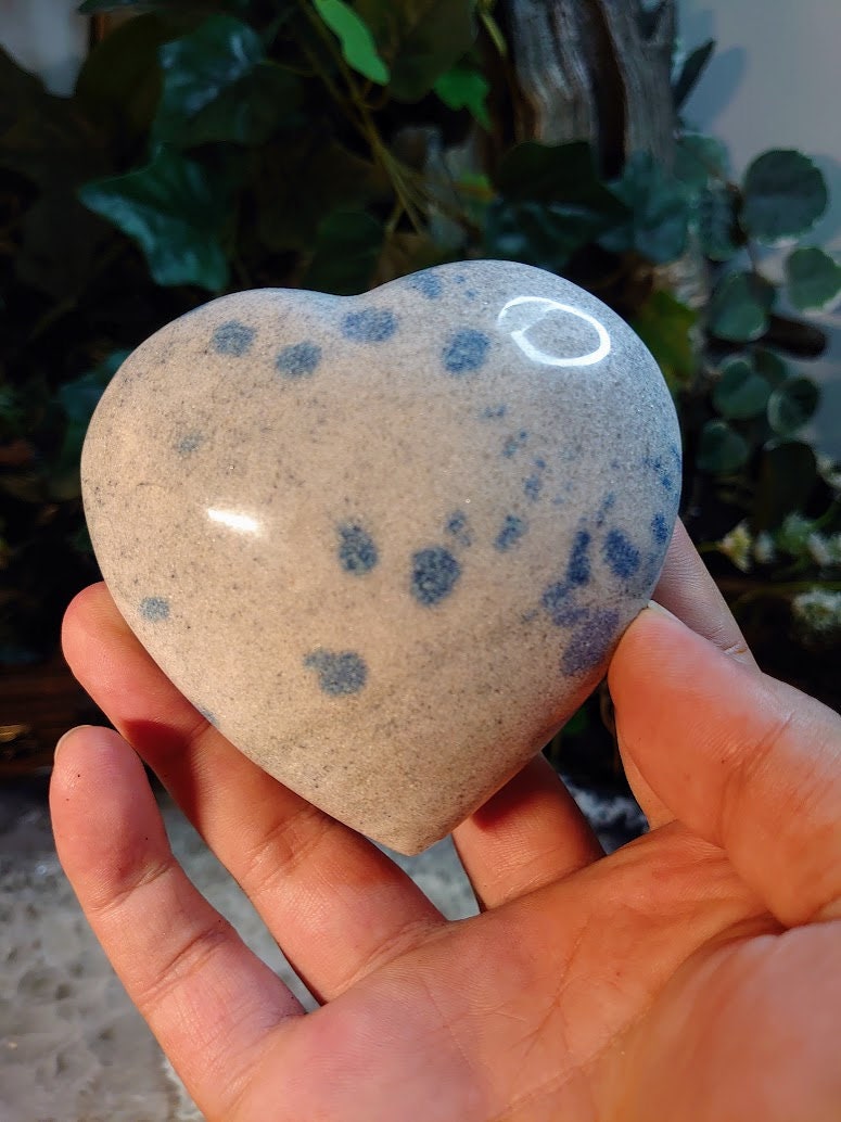 Polished Blue Spinel Heart from Madagascar for Home and Altar Decor / Crystal Healing / 367g / Gift for Her & Him / Have a Heart!