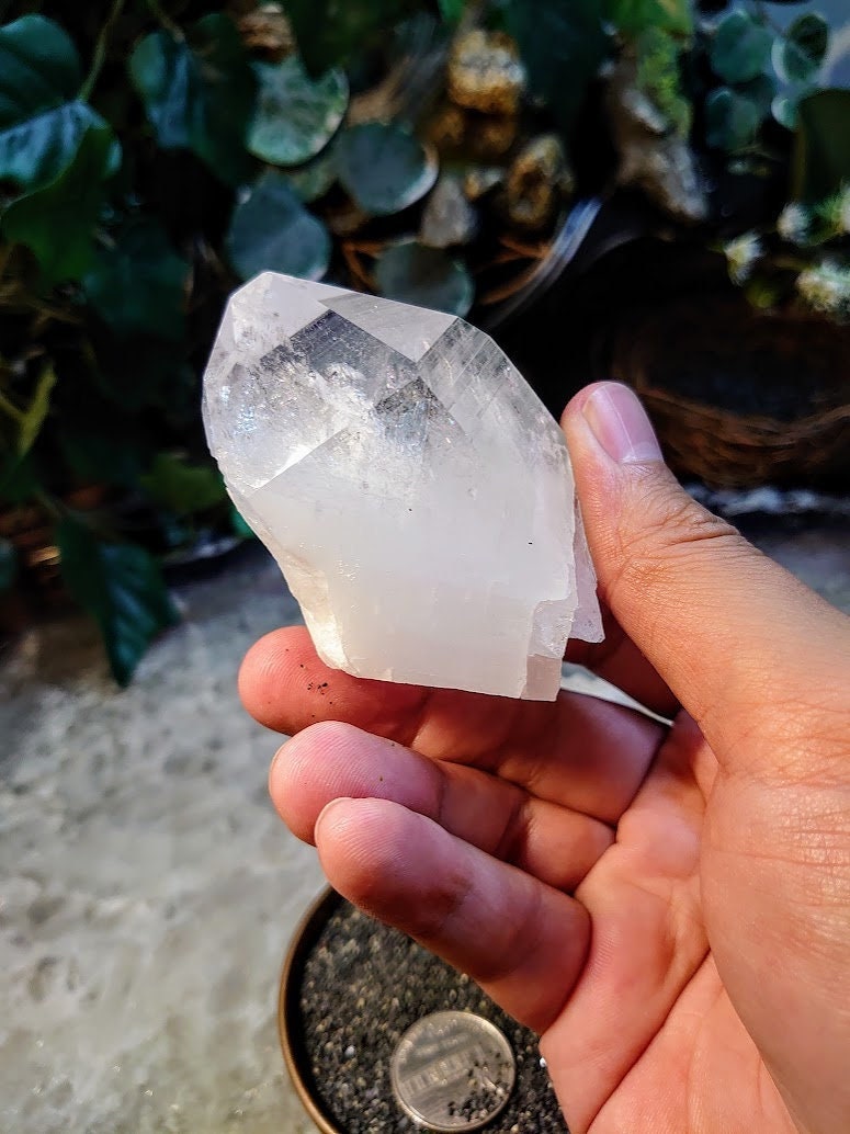 3" Colombian Natural Clear Quartz Point for Collection / Natural Clear Quartz / 144g / Crystal Grids/ Meditation / Reiki