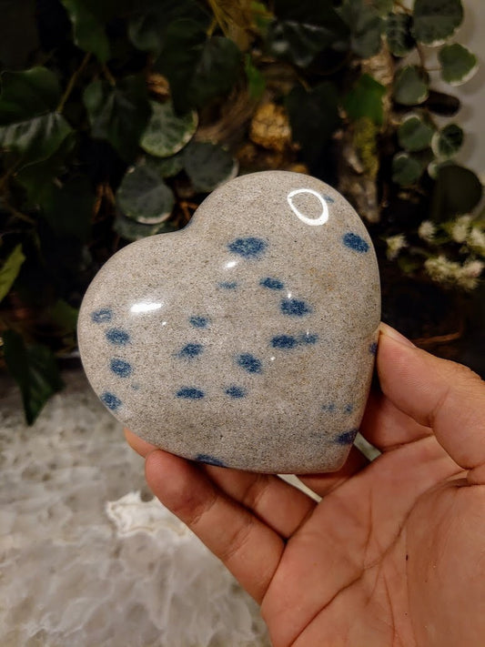 Polished Blue Spinel Heart from Madagascar for Home and Altar Decor / Crystal Healing / 430g / Gift for Her & Him / Have a Heart!