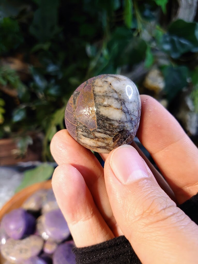 Large Purpurite Tumbled Stone from Namibia / Polished Pebble for Crystal Healing & Grids / Reiki / Meditation / Energy Work / Gifts