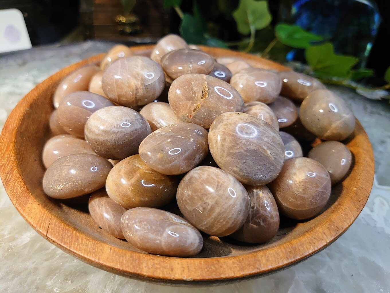 Moonstone/Sunstone Medium Sized Tumbled Stones from Madagascar for Crystal Healing/ Reiki/ Meditation/ Crystal & Mineral Collectors