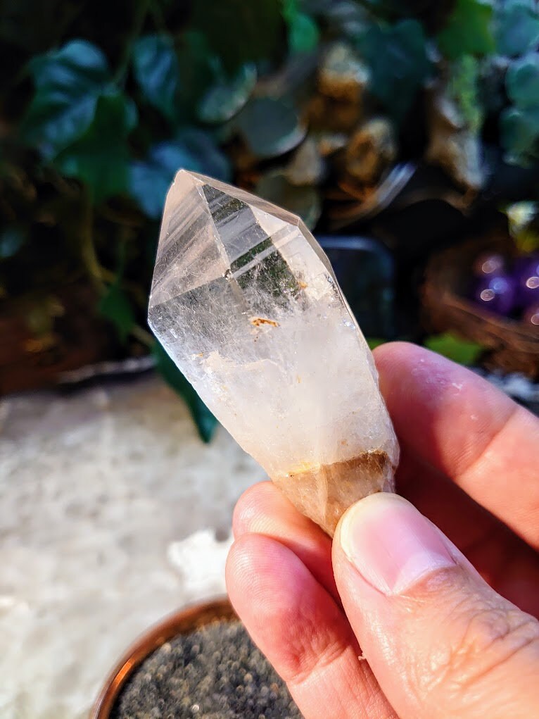 3 1/4" Congo Lemurian Clear Quartz Point from DRC for Crystal Healing / 76.56g / Meditation / Collection