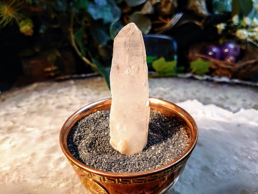 3 1/4" Congo Lemurian Clear Quartz Point from DRC for Crystal Healing / 53.35g / Meditation / Collection