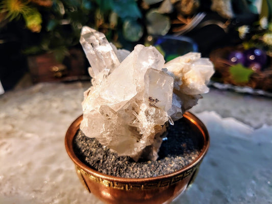 Colombian Clear Quartz Cluster with Self Healing for Crystal Healing / 206g / Crystal Grids / Meditation / Home and Altar Decor