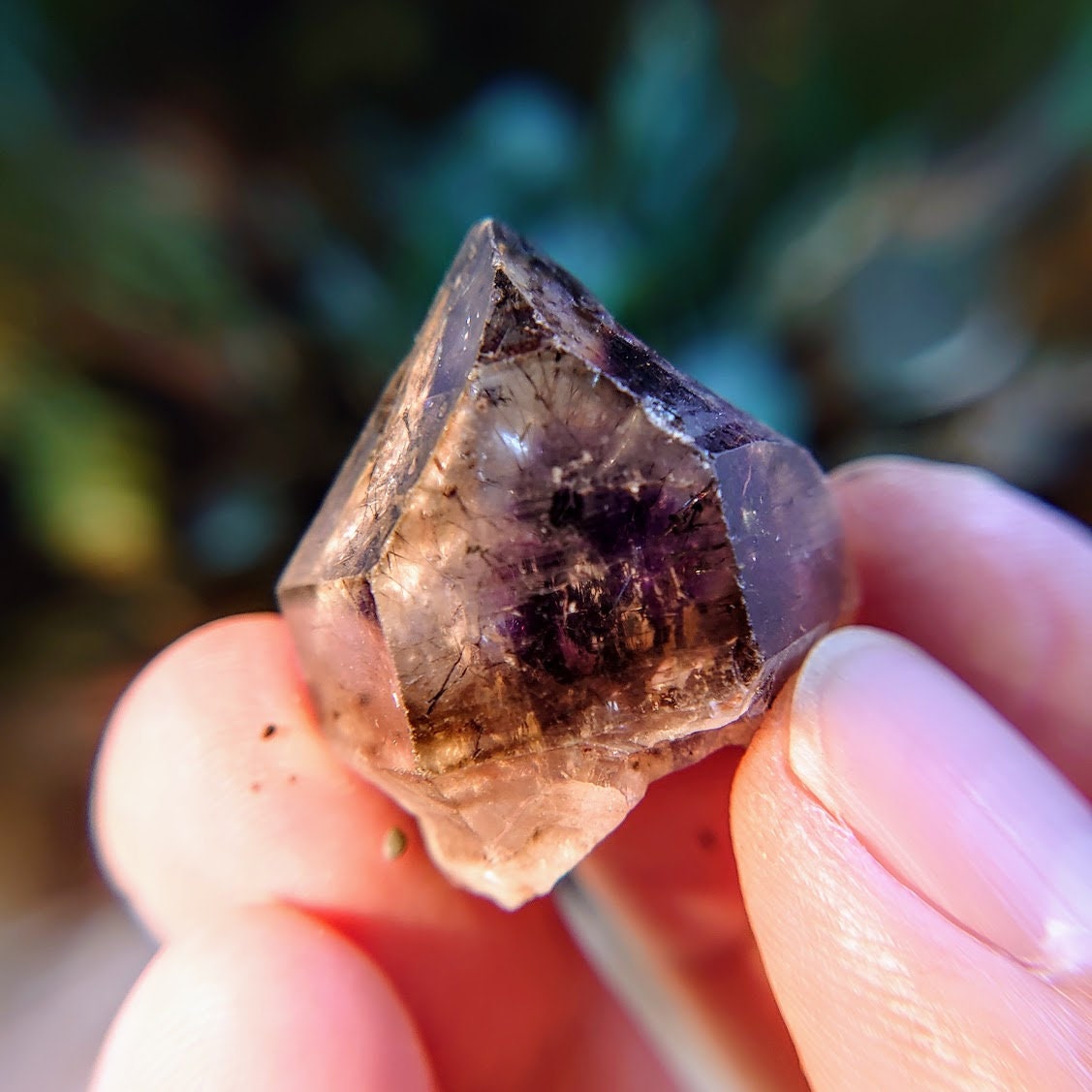 Smoky Amethyst Point with Phantom and Rutile from Espírito Santos, Brazil for Collection / 21.02g / Crystal Healing / Super Seven Locality