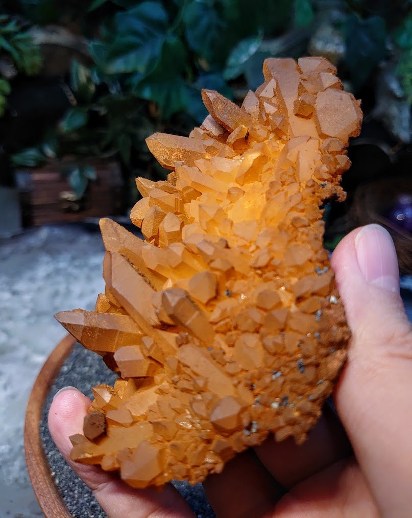 Awesome Arkansas Tangerine Quartz Cluster from United States for Crystal Healing / 118.49g / Meditation / Collection