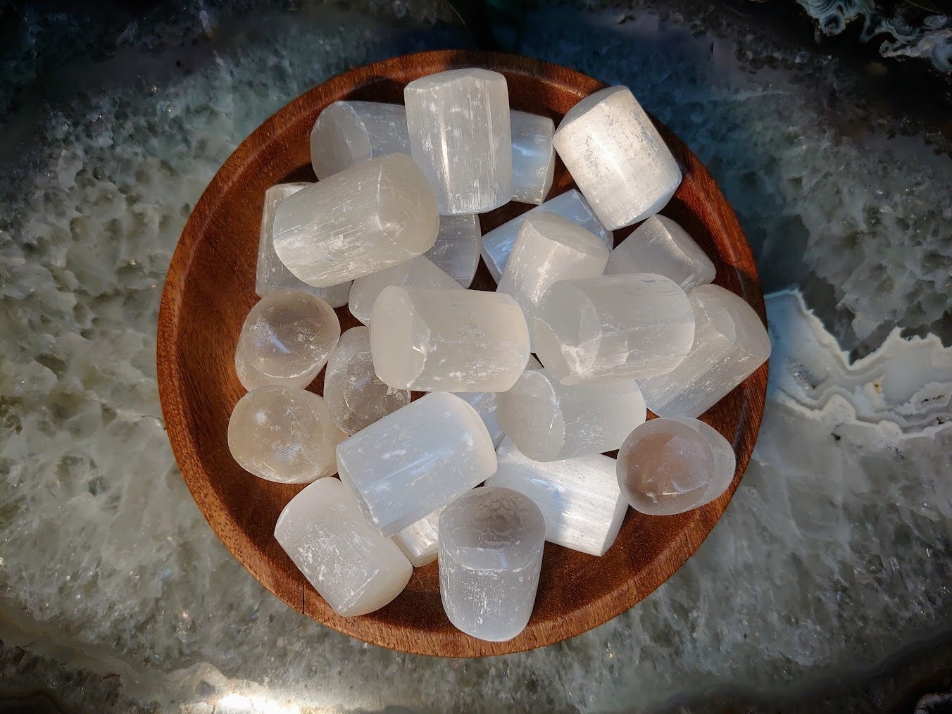 Selenite Tumbled Stones from Brazil for Crystal Healing/ Reiki/ Meditation/ Crystal & Mineral Collectors