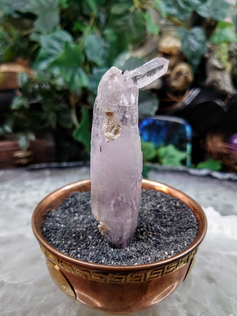 Double Terminated Vera Cruz Amethyst Point with Two Enhydros from Mexico for Crystal Healing / 49.62g / Meditation / Energy Work