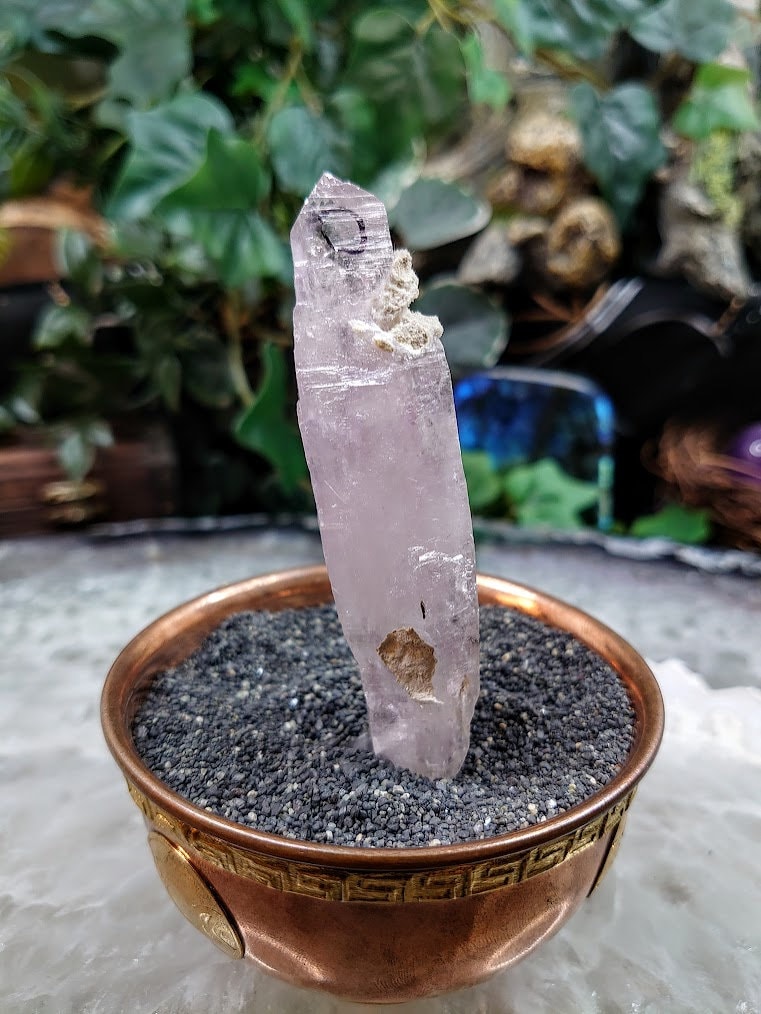 Double Terminated Vera Cruz Amethyst Point with Two Enhydros from Mexico for Crystal Healing / 49.62g / Meditation / Energy Work