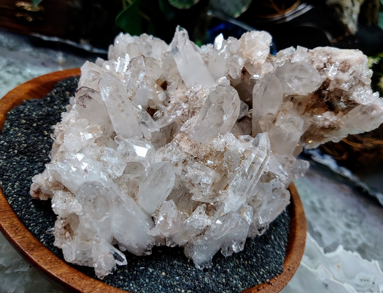 Magnificent Colombian Clear Quartz Cluster / 750g / Magical Dragon Slaying Powers / Meditation / Home & Altar Decor / Small Cabinet