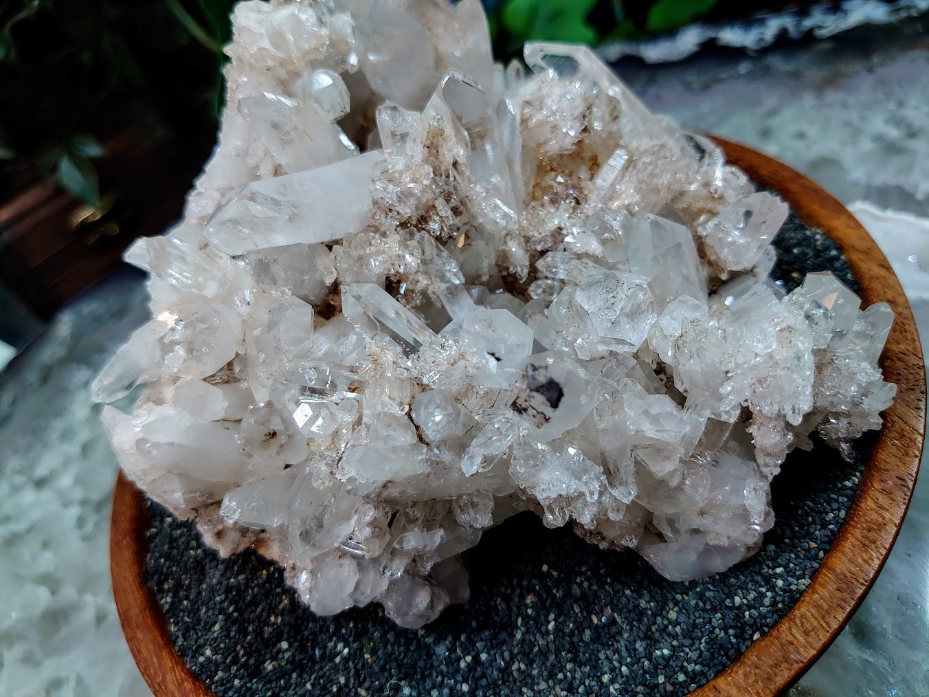 Magnificent Colombian Clear Quartz Cluster / 750g / Magical Dragon Slaying Powers / Meditation / Home & Altar Decor / Small Cabinet