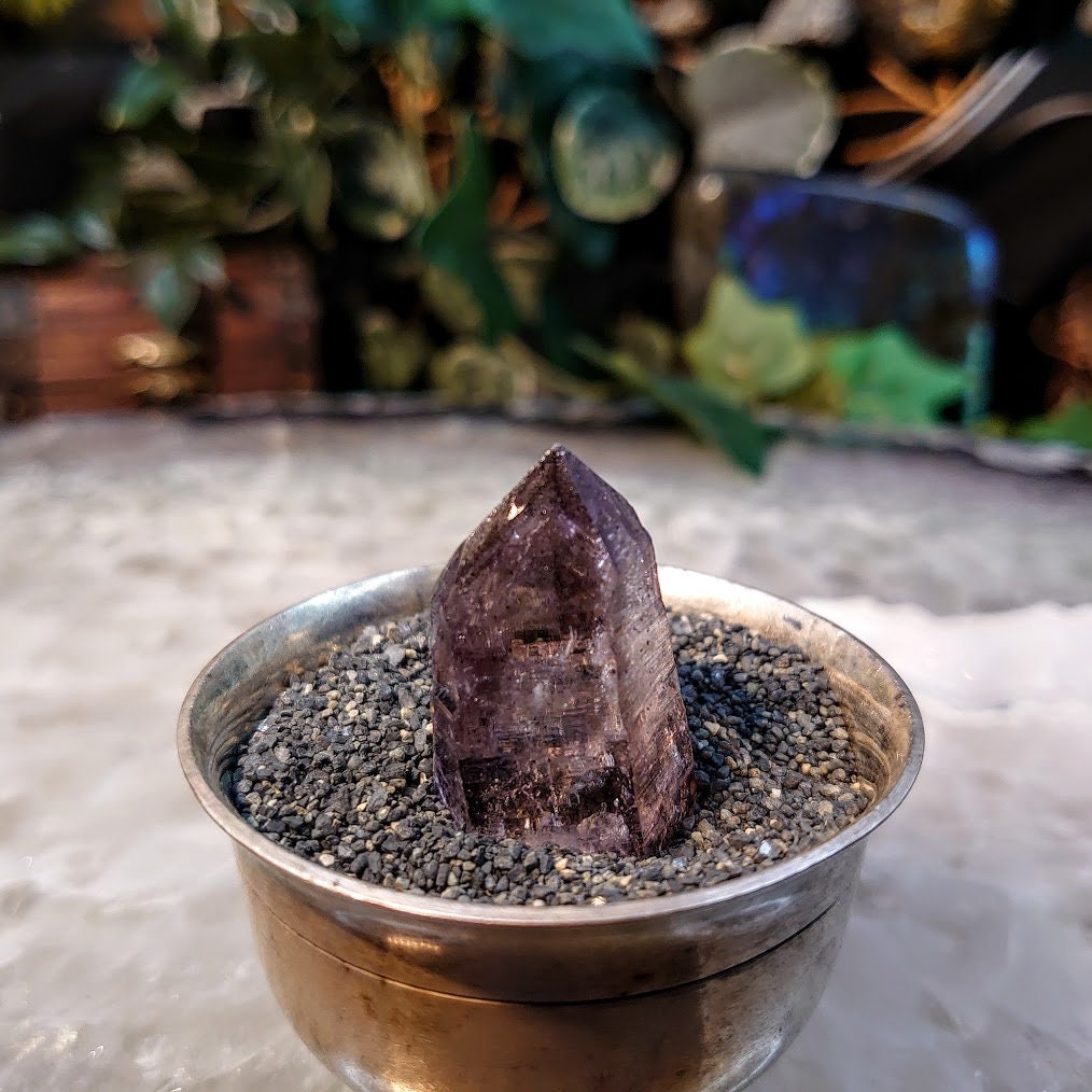 Shangaan Smoky Amethyst Point from Zimbabwe for Collection / 10.93g / Meditation/ Miniature Class