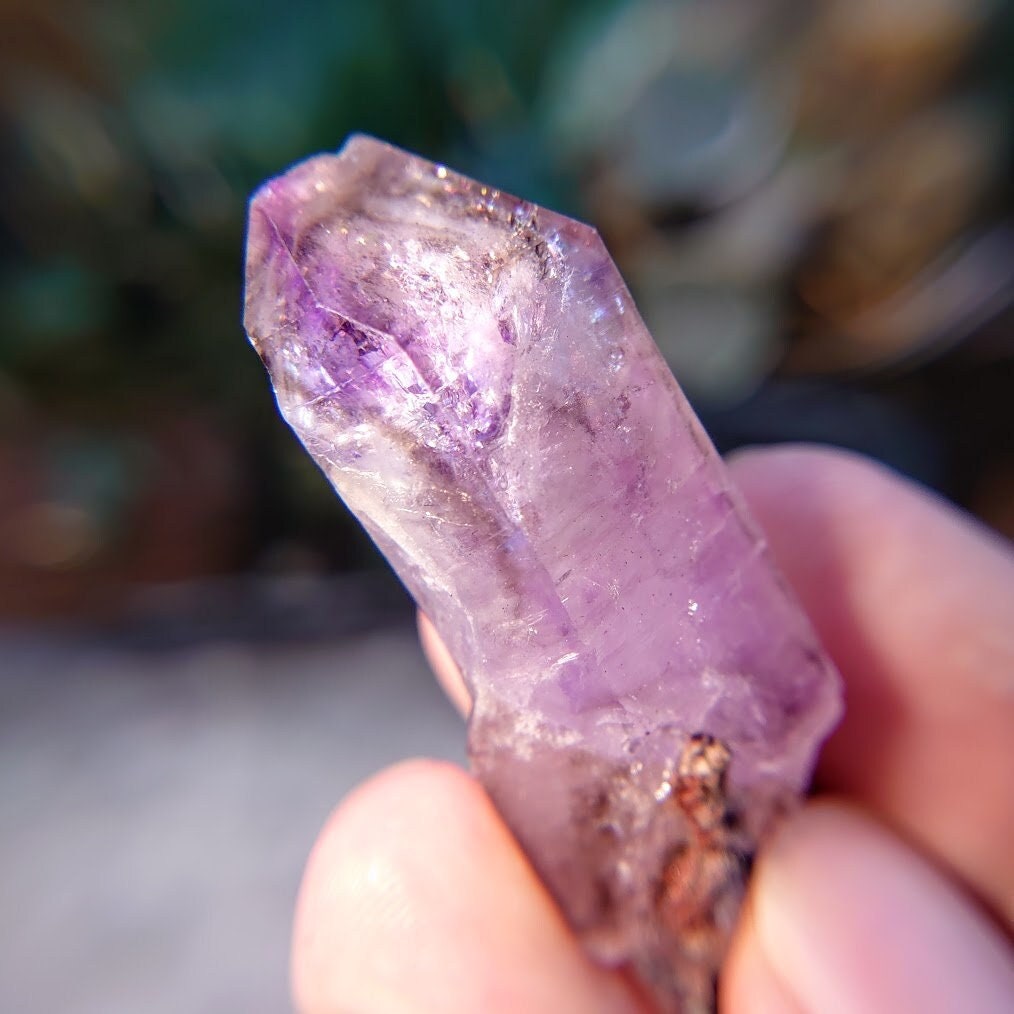 Shangaan Amethyst Crystal with Self Healing & Hematite Inclusions from Zimbabwe for Collection / 26.11g / Meditation/ Miniature Class