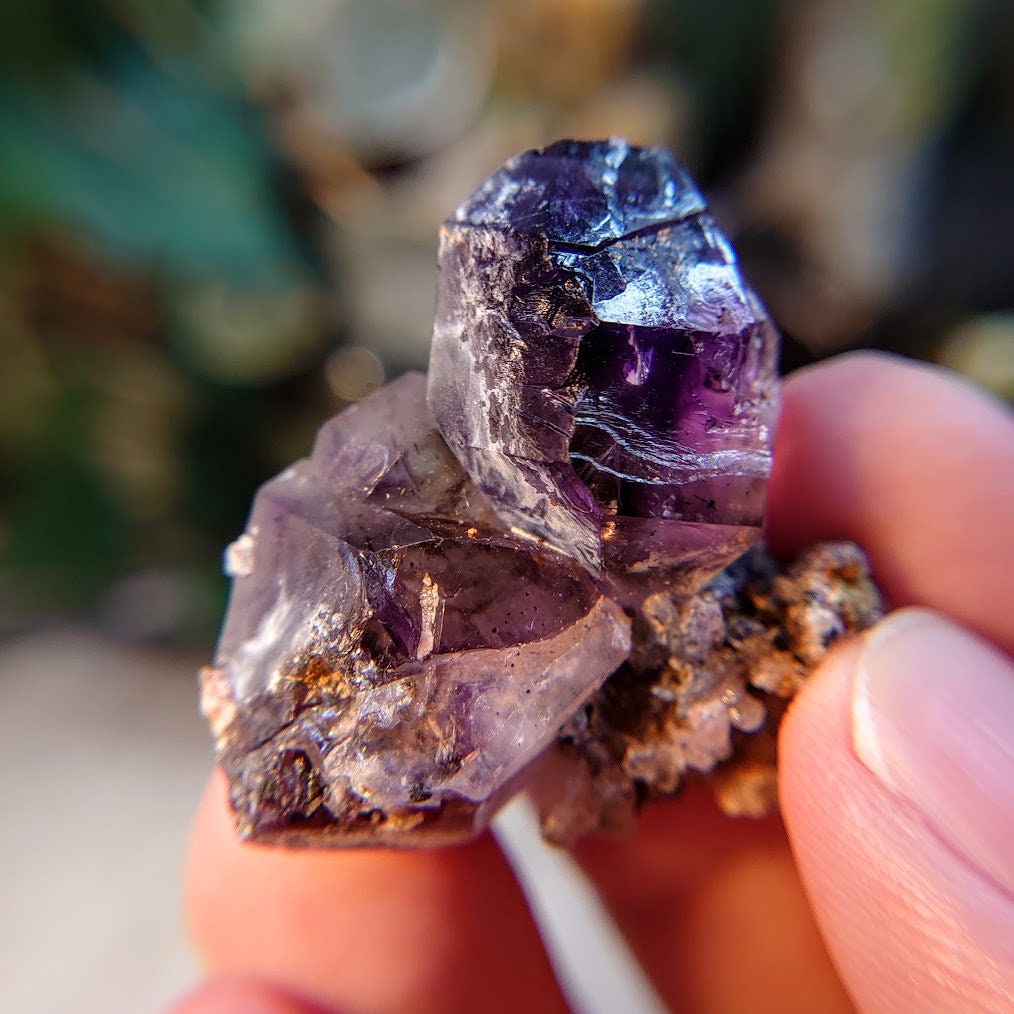 Beautiful Shangaan Amethyst Cluster with Calcite Coating from Zimbabwe for Collection / 21.74g / Meditation/ Miniature Class