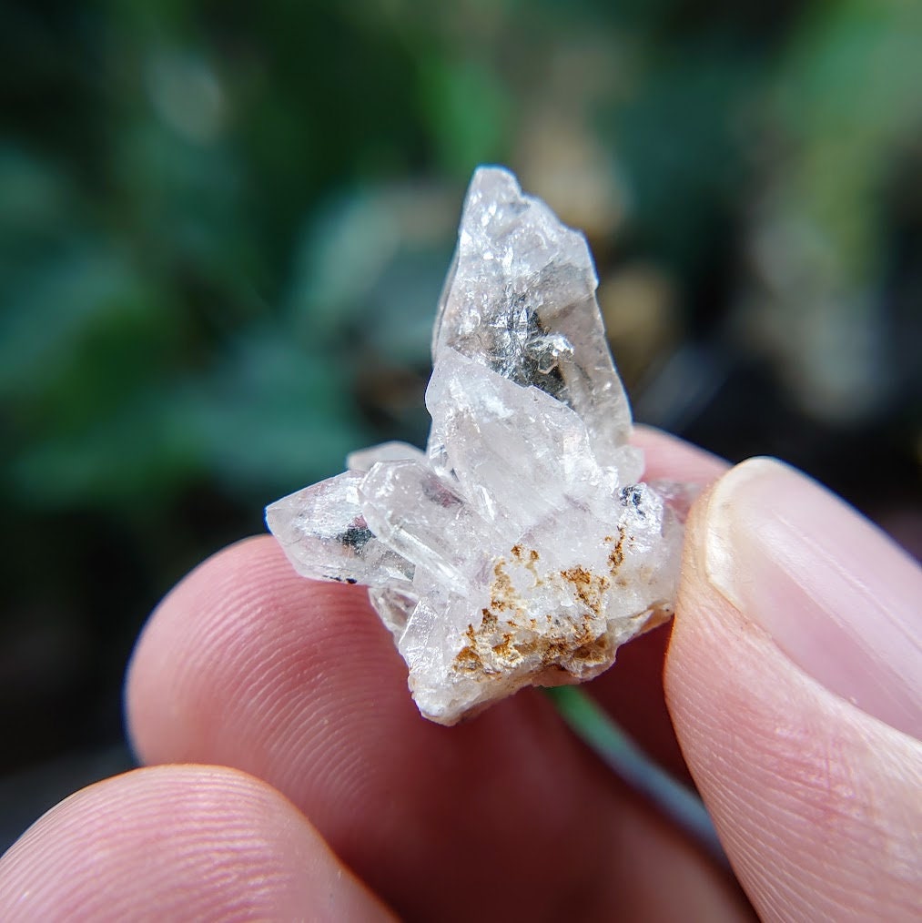 Small Clear Quartz Cluster From Namibia / 7.52g / Thumbnail Specimen / for Desk Decor / Meditation / Reiki / Collection