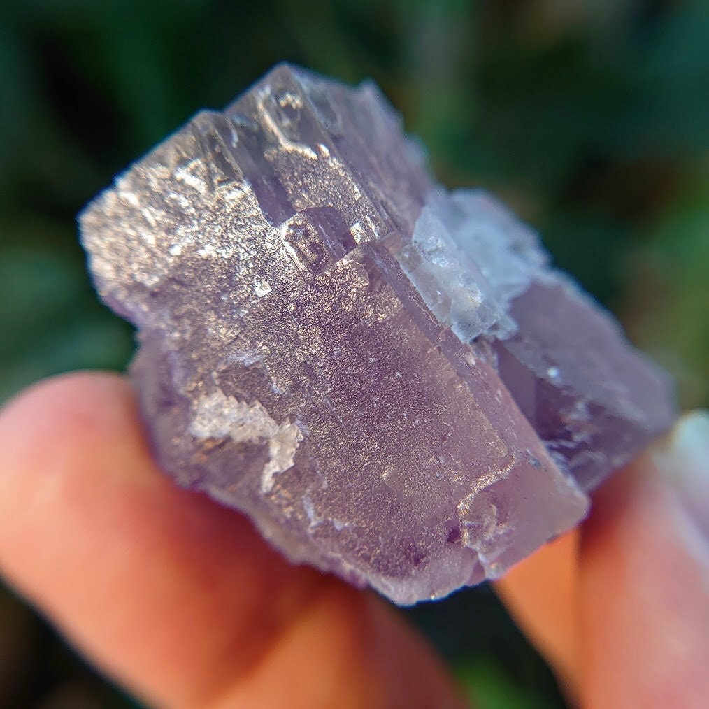 Natural Light Purple Fluorite Cluster from Attiki Prefecture, Greece for Collection / 67.25g / Altar Decor / Miniature Class / UV