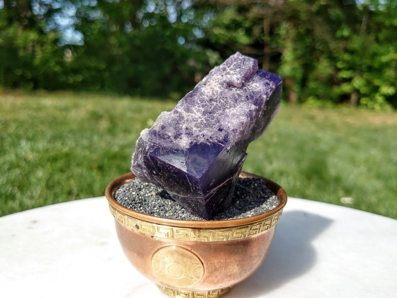 Purple Fluorite Crystal "Purple Rain Pocket" From United Kingdom for Altar Decor / 253g / Small Cabinet Class / Collection