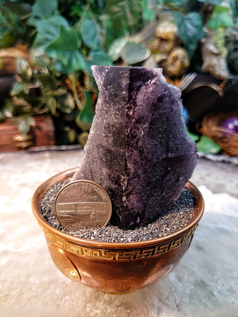 Purple Fluorite Crystal "Purple Rain Pocket" From United Kingdom for Altar Decor / 210g / Small Cabinet Class / Collection