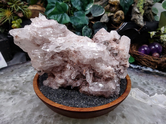 Large Colombian Pink Quartz Cluster / 1,118g / Lithium / for Crystal Healing / Home and Altar Decor / Rose Quartz / Cabinet Size