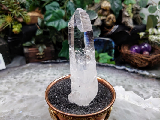 4 1/4" Gorgeous Colombian Clear Quartz Point for Crystal Healing / 156g / Natural Clear Quartz / Collection / Meditation / Reiki