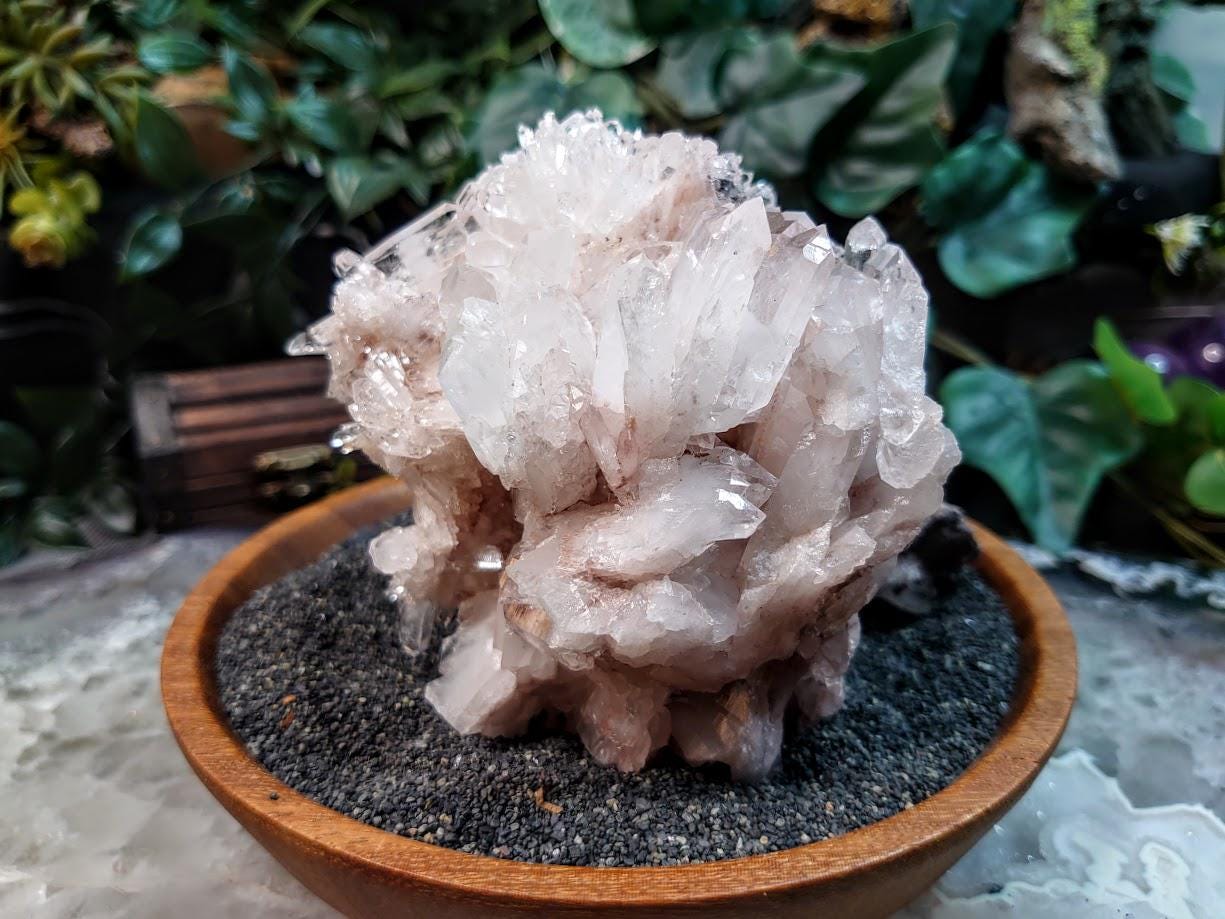 Awesome Colombian Pink Quartz Cluster / 954g / Lithium / for Crystal Healing / Home and Altar Decor / Cabinet Size