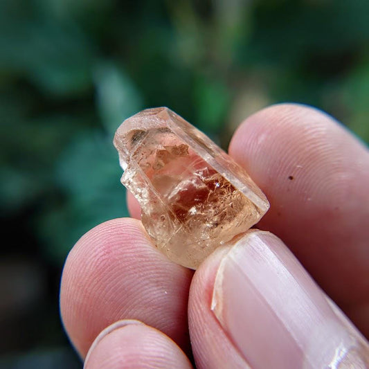 32.40ct Champagne Topaz Gemstone from Shigar Valley, Pakistan for Crystal Healing/ Root Chakra/ Meditation / Collection / Jewelry Crafting