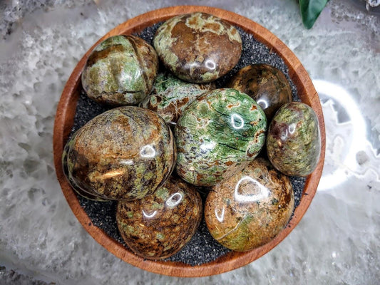 Chrysoprase Palm Stones from Madagascar for Crystal Healing / Meditation / Reiki / Home and Altar Decor / Gifting